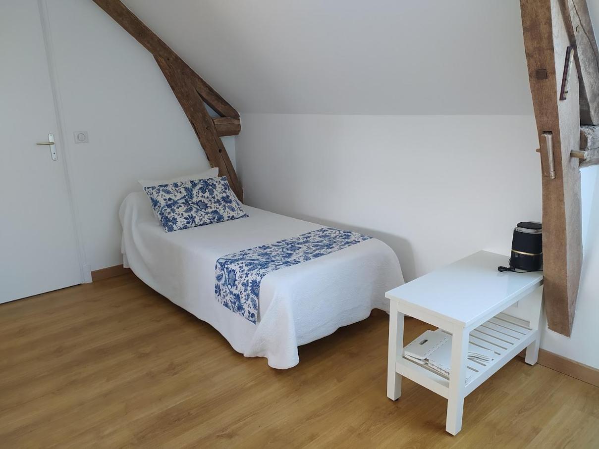 Hotel Les Ormeaux Oisly Zewnętrze zdjęcie