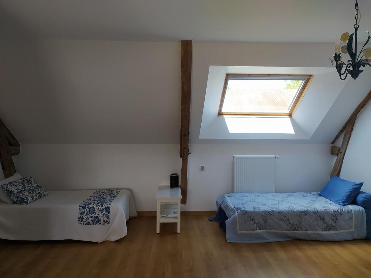 Hotel Les Ormeaux Oisly Zewnętrze zdjęcie